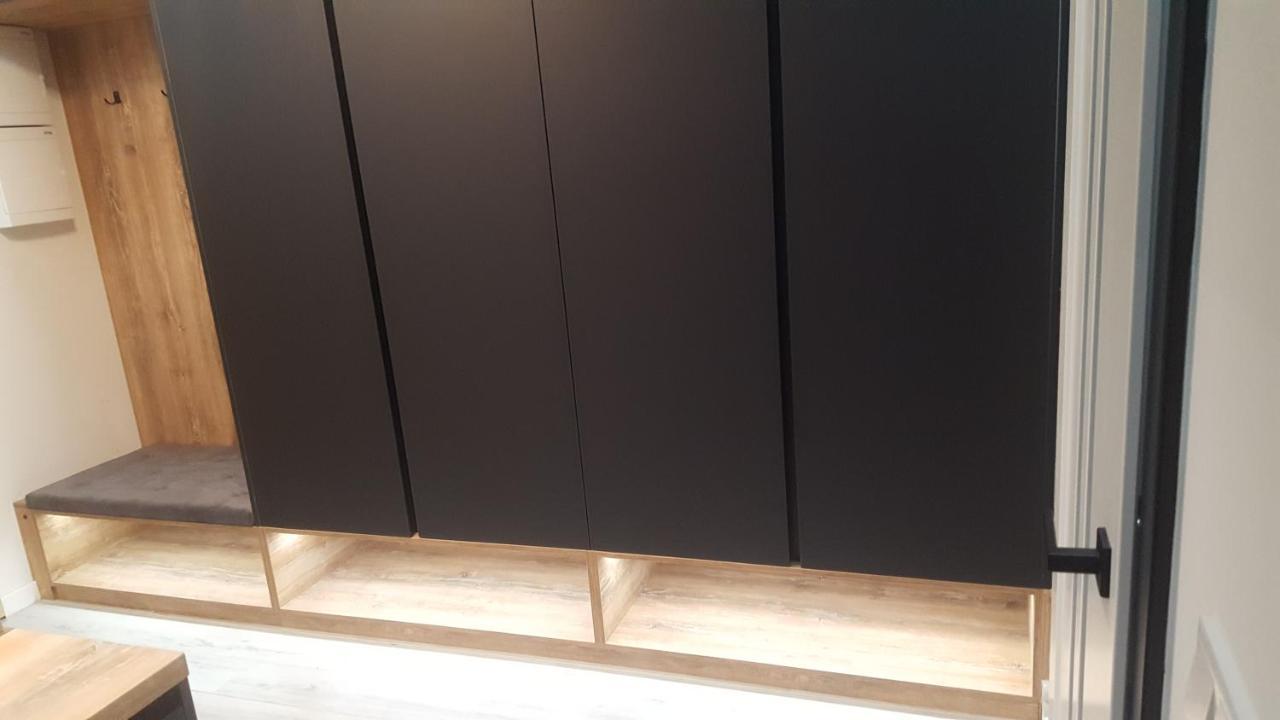 Apartament Skarbowa 2 & Parking Leszno  Dış mekan fotoğraf