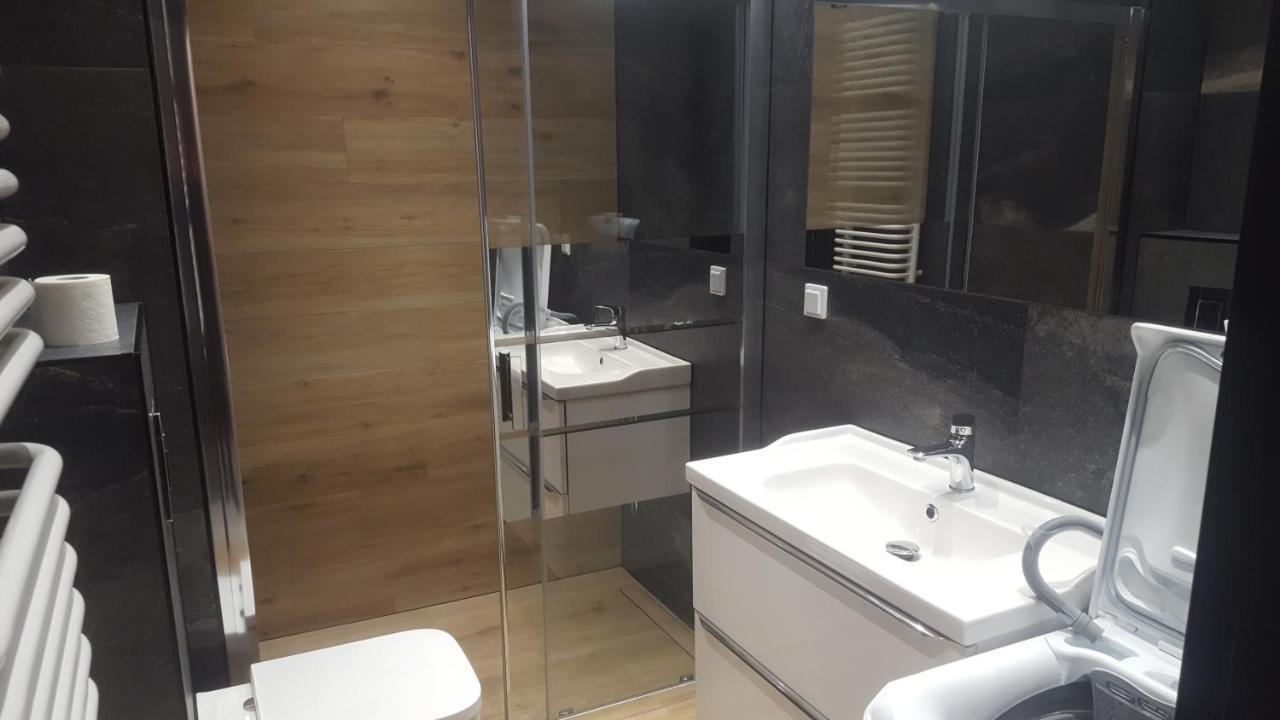 Apartament Skarbowa 2 & Parking Leszno  Dış mekan fotoğraf